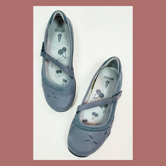 Ahnu Shoes - Ahnu Pro mary janes